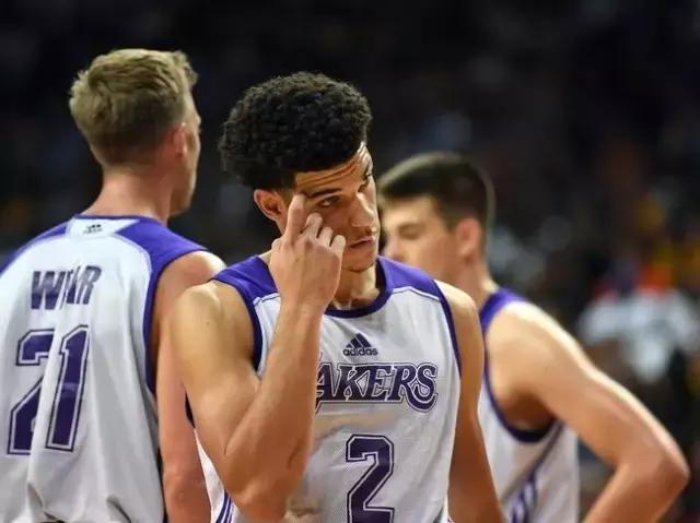 周琦球哥年薪,球哥球弟谁厉害