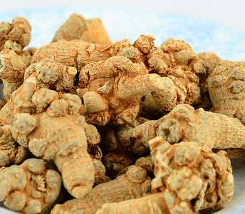 身体没问题可以吃三七吗,生理期能吃三七通胶囊吗