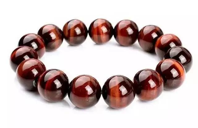 虎眼石和虎纹石的区别,戴虎眼石的男生