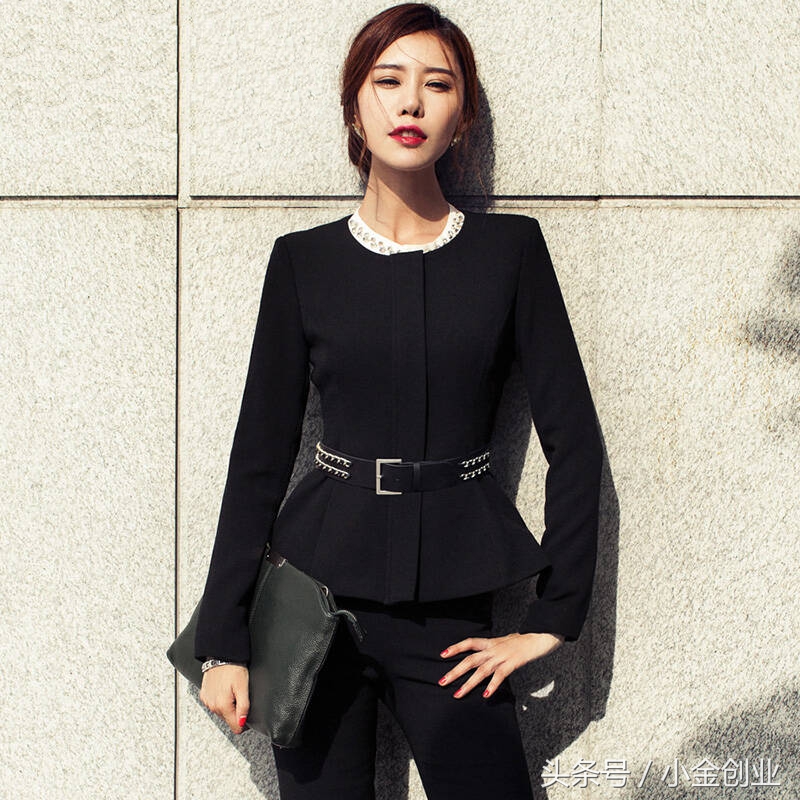 优雅的职场女性穿搭技巧,优雅的职场女性穿搭