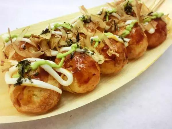 一个老外说要在1年内吃遍中国,结果5年了,还在新乡