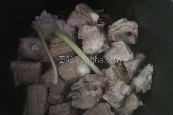 懒人糖醋排骨里面需要放盐吗,懒人版红烧排骨解馋也好吃