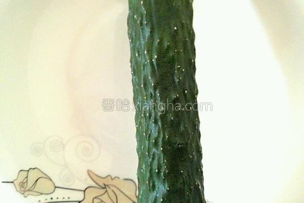 买来黄瓜吃不完自己怎样做酱黄瓜,第二天就能吃的酱黄瓜的腌制方法