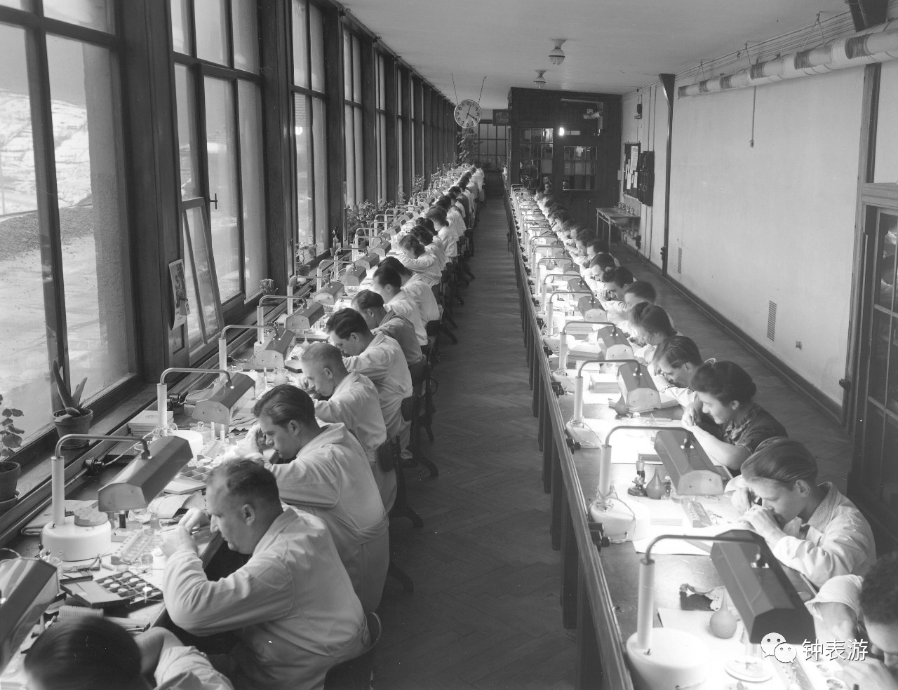 荣汉斯包豪斯纪念款,荣汉斯在德国的地位