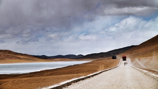 开着大通g50进藏,开奔驰g500去市区