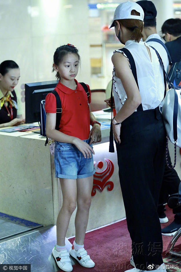 家有儿女森碟女大十八变,11岁森碟长大后图