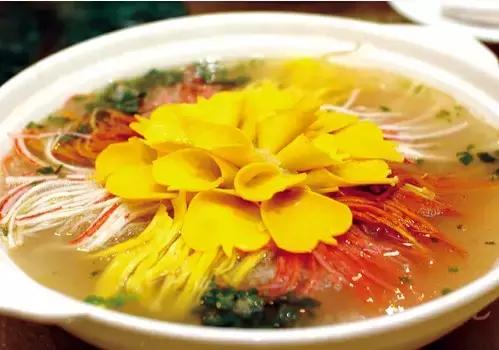 爽口的凉菜拌葱丝解腻 (凉菜下酒菜凉拌红萝卜丝)