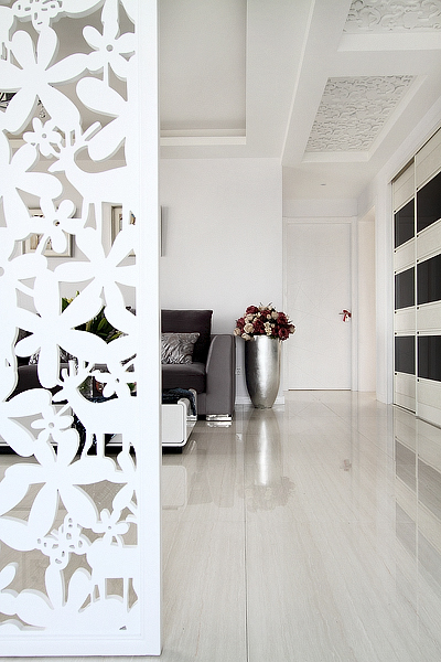 武汉老园艺师只因老伴喜爱花儿,果断把卧室窗台巧变花园式榻榻米!