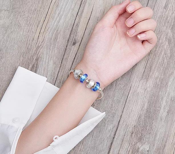 夏天必备的时髦首饰好物,夏天就该有件闪闪亮的首饰