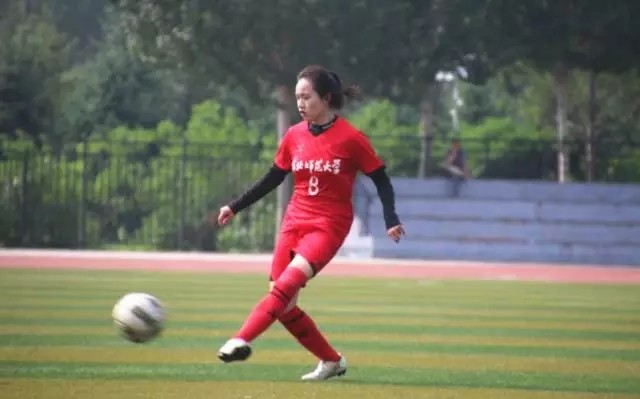 12场小组赛打进90个球，大足赛场上的铿锵玫瑰，男生们服吗？