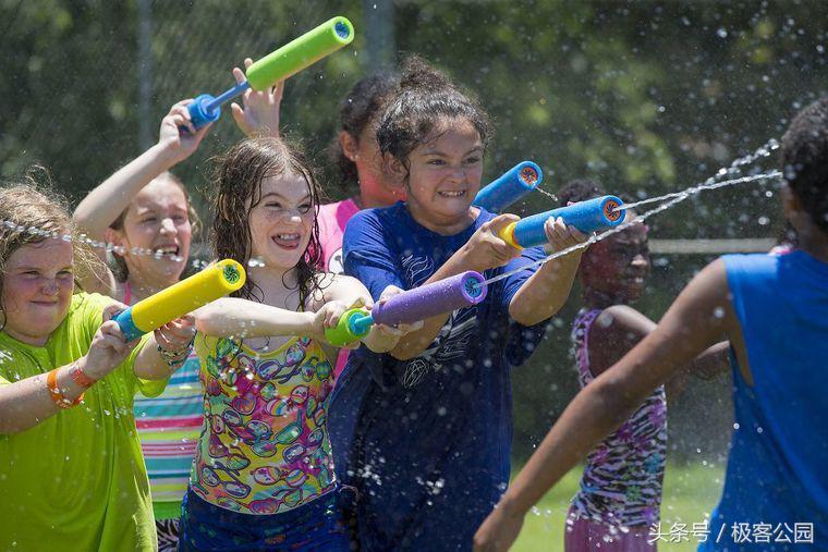 史上最强水枪,可以憋大招的水枪你见过吗