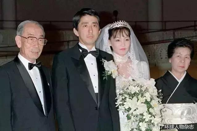 前景不利,后院失火,最近安倍过得很闹心,都是因为这两个女人