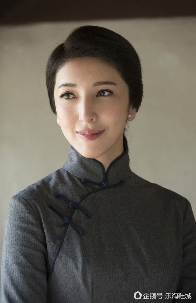 各种脚型与鞋子的搭配,根据脚型选择鞋子维语版