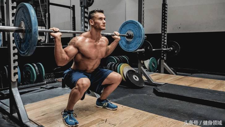 教你学会如何正确地深蹲,一个动作检测你的深蹲是否标准