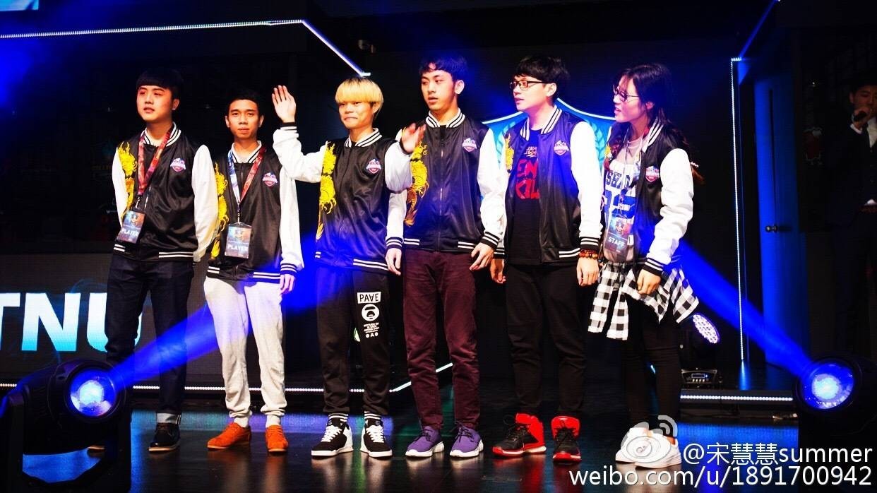 鐢电珵lol鎴橀槦澶哄啝,涔濊繛鑳滃洓澶轰笘鍥㈣禌鍐犲啗