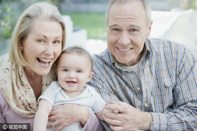 真人版“小黄人”来势汹汹，*倒打**宝宝黄疸只需这三招！