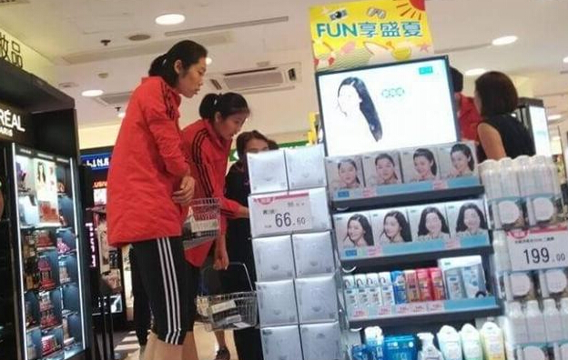 涓浗濂虫帓璐墿鐙傚紶甯稿畞,濂虫帓棣欐腐娓镐拱涓滆タ