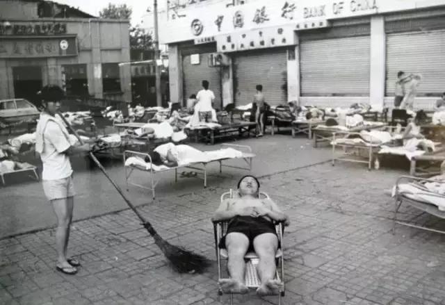 姝︽眽浜虹殑澶忓ぉ鎰熷彈,姝︽眽浜虹殑澶忓ぉ鏄粈涔堟牱瀛愮殑