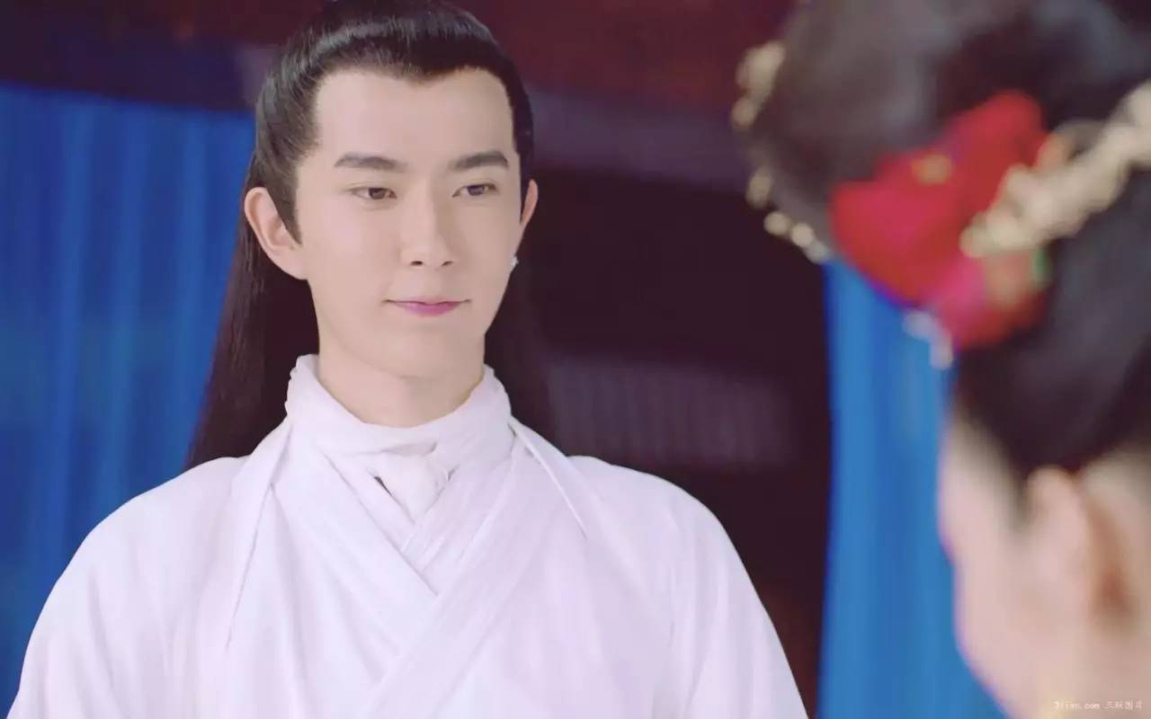 韩东君和黄景瑜认识吗,黄景瑜和韩东君谁红