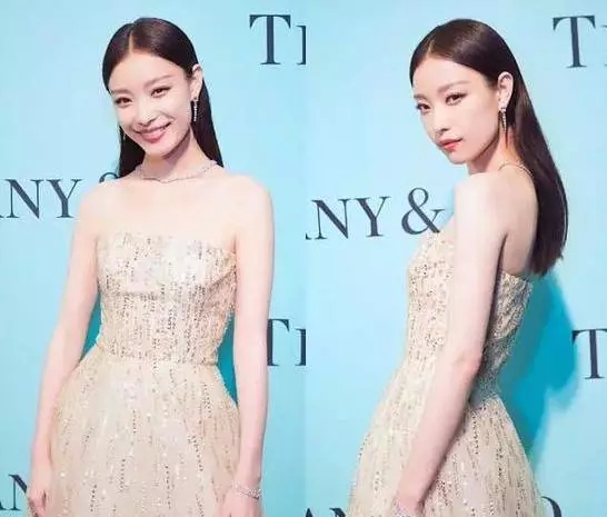 马甲线肩颈线,好看的肩颈比马甲线更好看