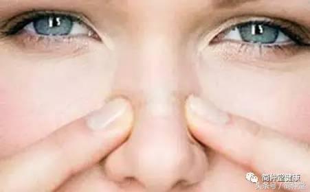 洗牙能解决口臭问题吗,口臭问题怎么解决