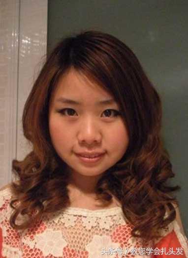 终于知道为什么明星们都爱扎这款气质甜美蛋卷头，迷人优雅又时尚，快来试试吧