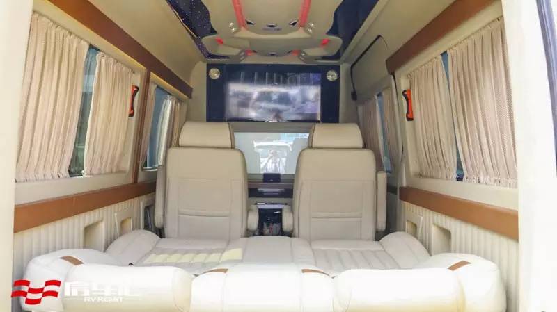 令人冲动的性价比，却带来物超所值的享受丨奔驰宏福斯宾特尊逸二手车