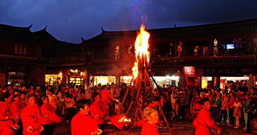 最近什么地方有火把节,火把节哪里比较热闹