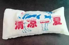 我把整个超市扔进了冷冻室，没想到还挺好吃