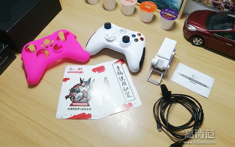 用手柄玩很爽的电脑游戏,用阿修罗2手柄玩的手机赛车游戏