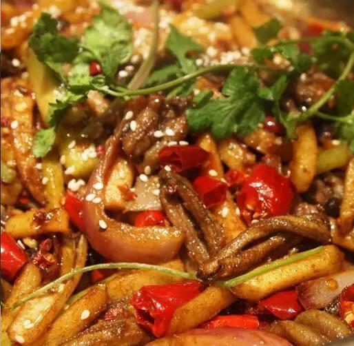 麻辣香锅真是麻辣鲜香,四川麻辣香锅菜