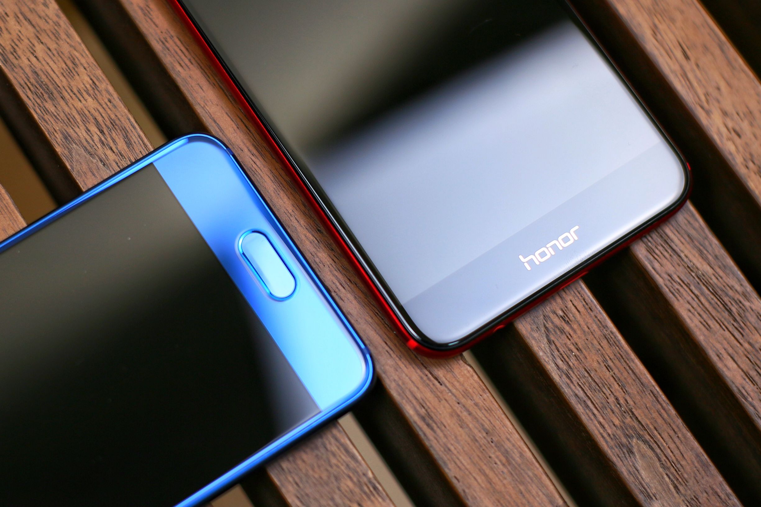 荣耀9和荣耀v9的区别哪个好,荣耀v9和荣耀v9play哪个好