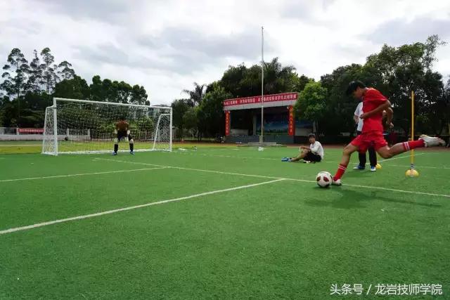 2018龙岩市中小学生足球联赛,充满激情足球比赛