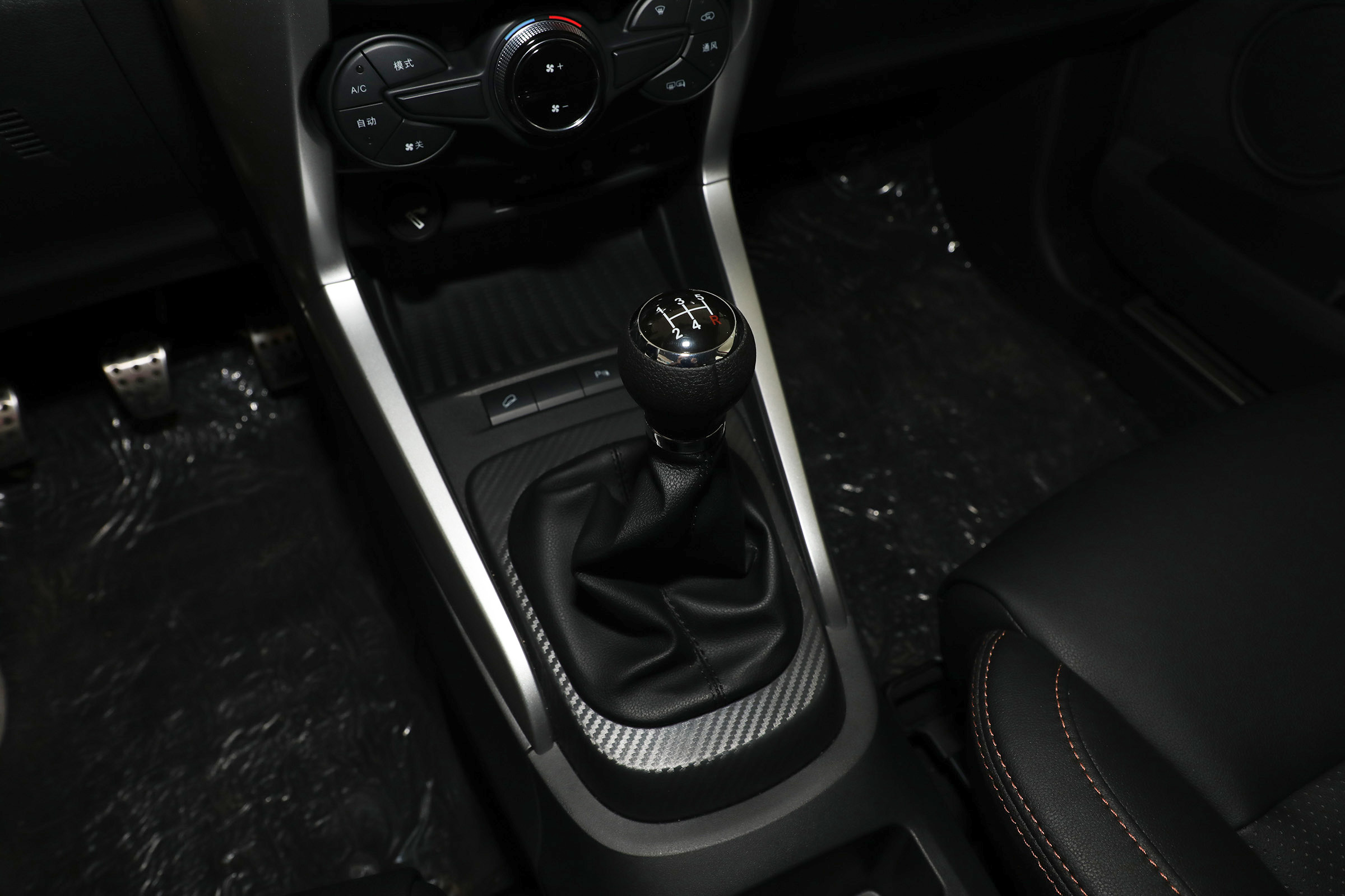 评头论足者无足轻重,评头论足零式