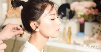 高圆圆被杂志小编黑了!看了照片我的嫉妒心好多了。。