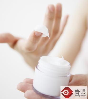 用完的大牌化妆品空瓶怎么处理,化妆品空瓶你们都怎么处理的