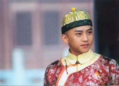 甄嬛传中的还珠老佛爷,还珠格格里的老佛爷是甄嬛吗视频