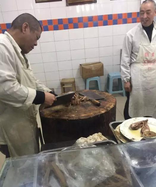 重庆这些人气爆棚却经济实惠的美食，你吃过几个？超全整理赶紧收