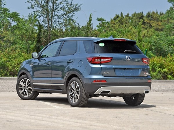 新长安cs55报价及图片,长安cs552022款即将上市新车