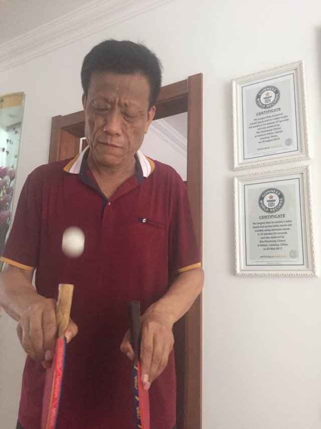 连续颠球世界纪录,最大规模颠球吉尼斯世界纪录