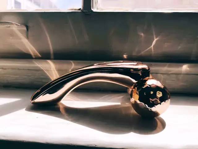 什么牌子美容仪平价好用,平价美容仪与贵价美容仪区别