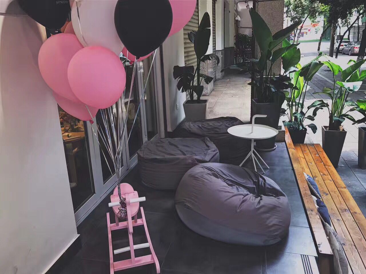 不要随便提甜品店，我怕克制不住拍照的欲望！