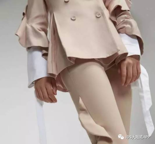 窦靖童周冬雨同款衣服,窦靖童周冬雨合作