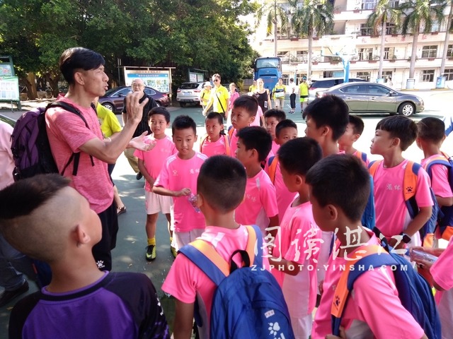 足球哪个国家发明出来的,足球实时比分怎么出来的