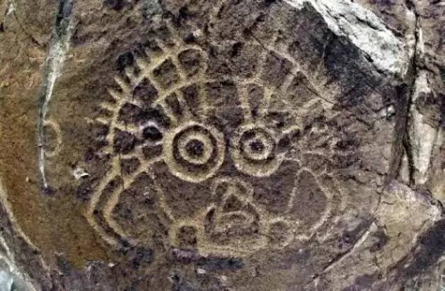 美让人乏味，丑却有无限可能！