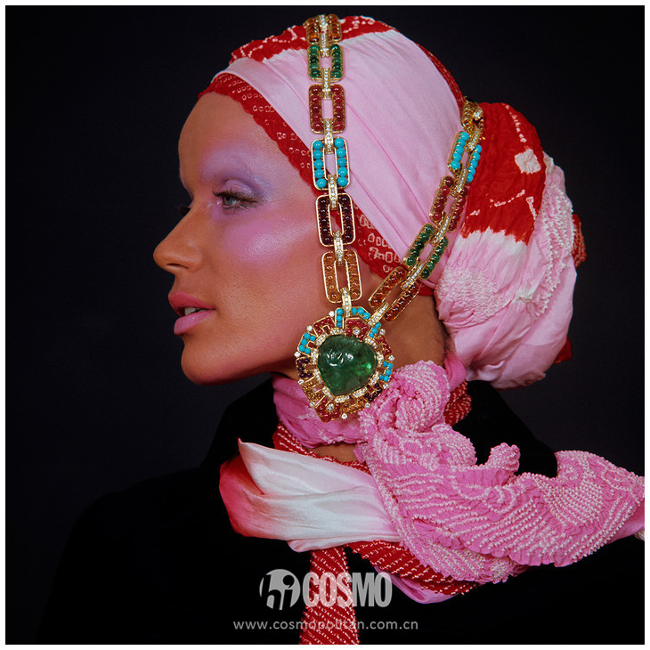 omg顶级沙滩超模,omg女明星有多美