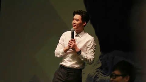 最近李易峰上海活动,李易峰2020见面会