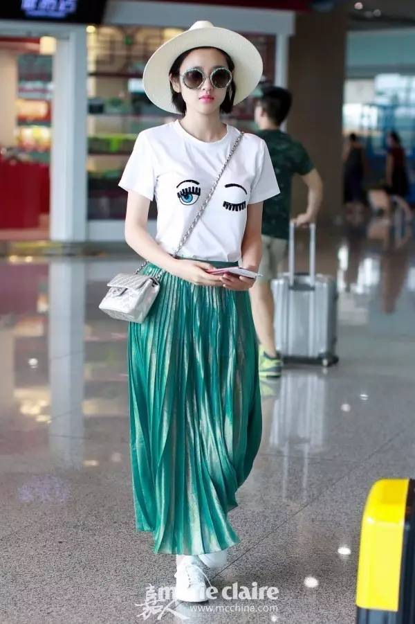 大幂幂的几款高级感穿搭分享,大幂幂的漂亮穿搭