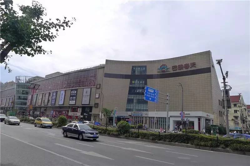 这条路越来越美,这条路18弯