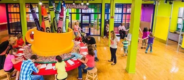 逛美国购物中心,美国购物中心漫步